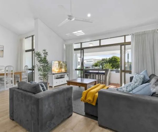 Family apartment Noosa Heads with Noosa River views festoon balcony